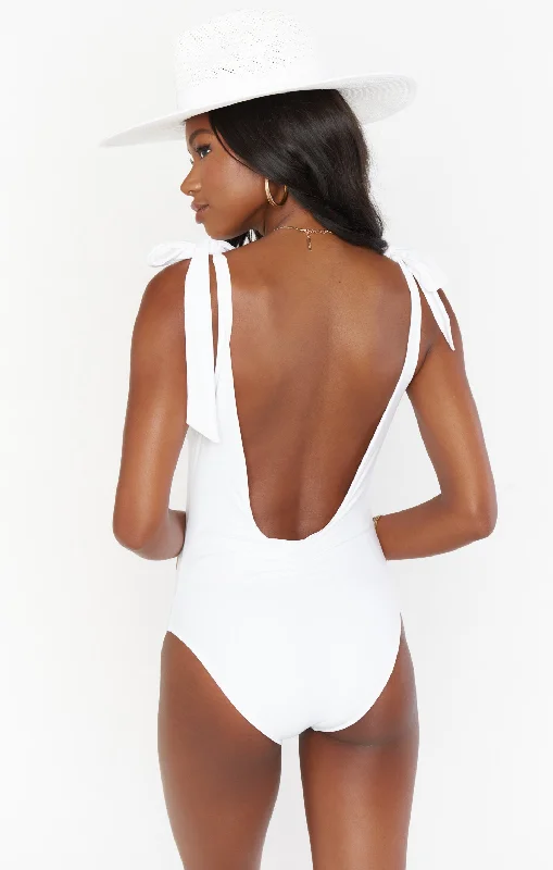 Oceana One Piece ~ Bride To Be Graphic