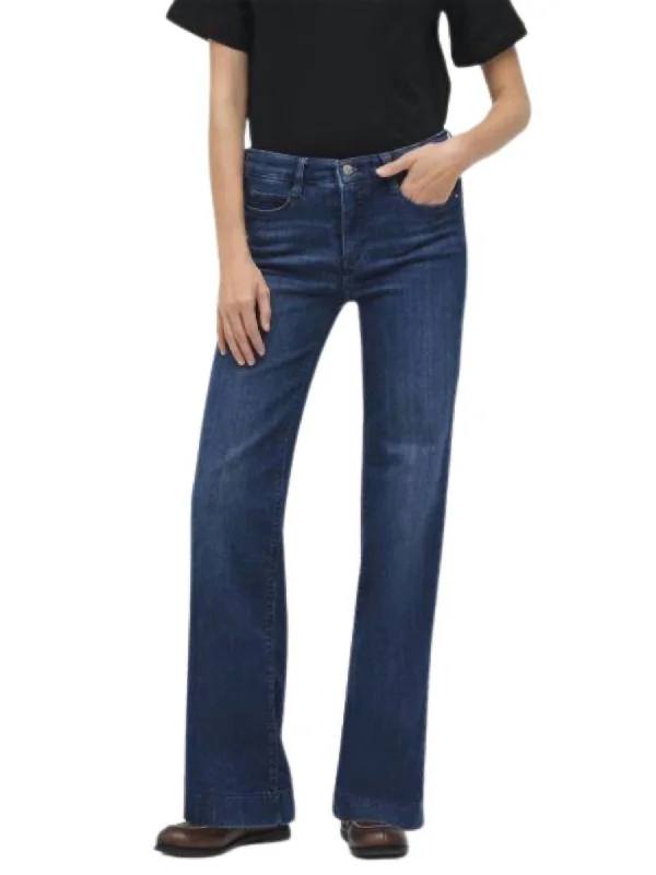 Savings You Can’t Ignore!Dream Wide Authentic Jeans - 32" Length In Midnight Blue