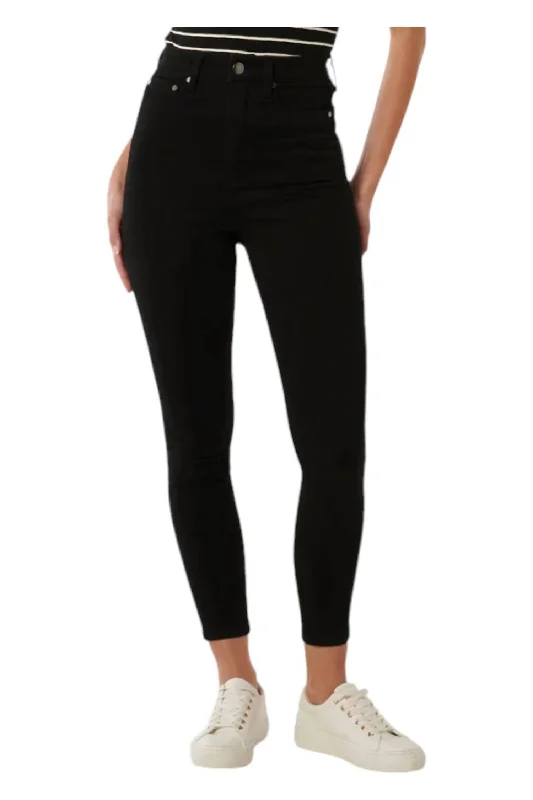 Get It Before It’s Gone!Mila Ankle Skinny Jeans In Black