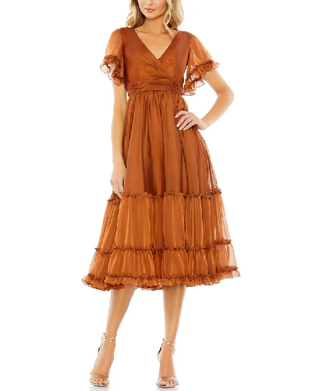 Get It Before It’s Gone!Mac Duggal Cocktail Dress