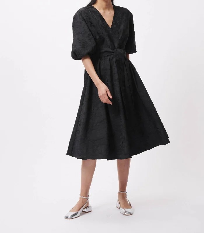 Limited Stock Available!Noely Midi Dress In Black