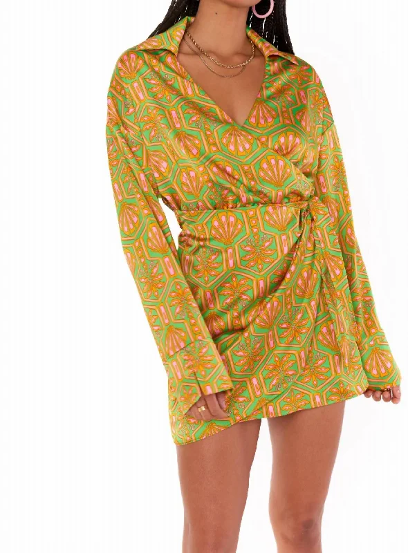 Act Fast – Limited Time Savings!Clara Collared Mini Dress In Palm Deco