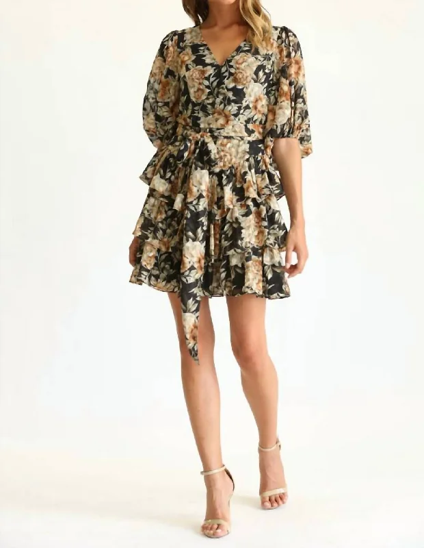 Act Fast – Limited Time Savings!Floral Print Tiered Mini Dress In Black