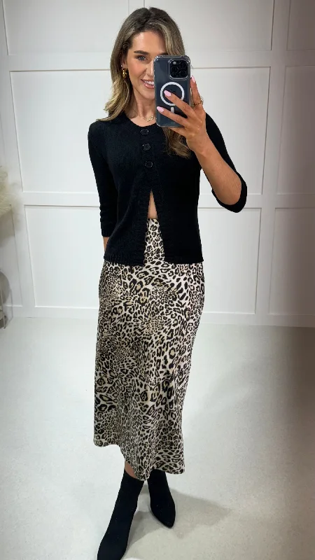 Hurry, Sale Ends Soon!Evanne Black 3/4 Sleeve Cardigan