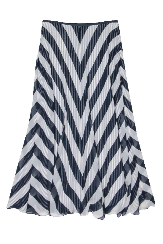 Save Like Never Before!Dana Buchman - White & Navy Chevron Stripe Silk Maxi Skirt Sz 10