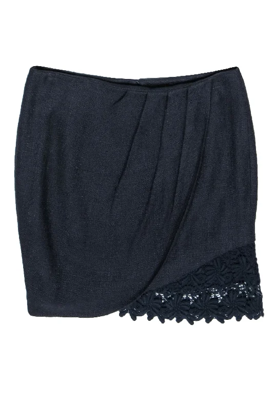 Shop Today, Save Tomorrow!Elie Tahari - Navy Tweed Draped Skirt w/ Floral Lace Trim Sz 6 Shop Today, Save Tomorrow!Elie Tahari - Navy Tweed Draped Skirt w/ Floral Lace Trim Sz 6