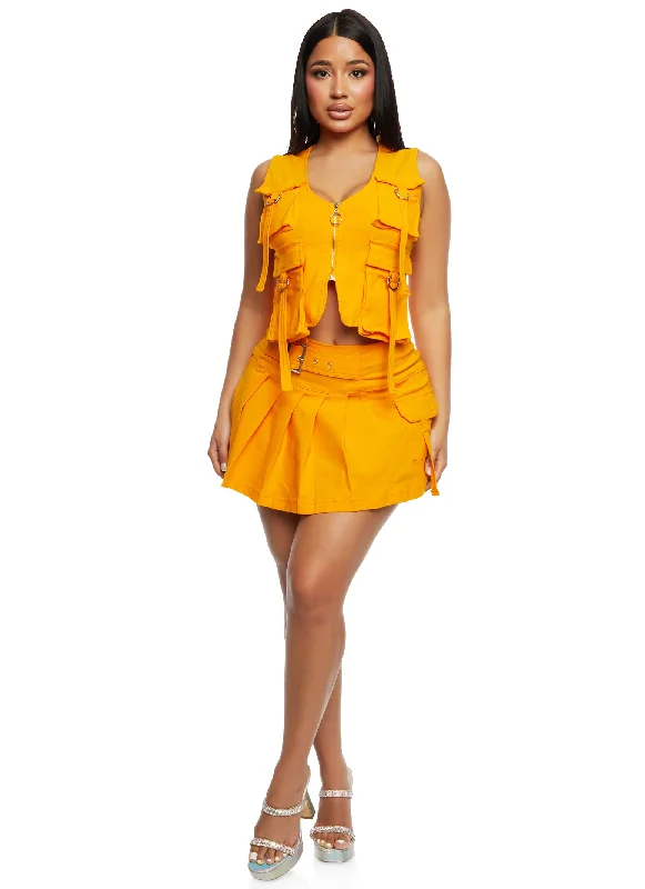 Your Favorite Sale is Back!Buckle Detail Cargo Pocket Pleated Skirt