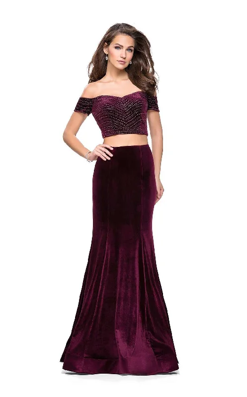 Act Fast – Limited Time Savings!La Femme 25496 Dress