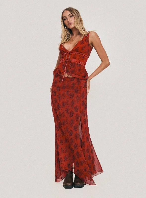 Everything Must Go!Nikolise Maxi Skirt Red