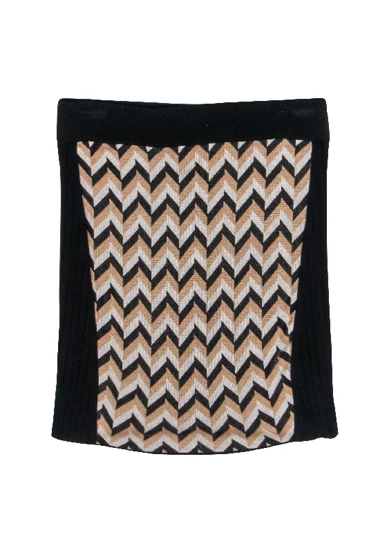 Best Deals Just for You!Rag & Bone - Black, Beige, & Tan Chevron Print Front Skirt Sz M Best Deals Just for You!Rag & Bone - Black, Beige, & Tan Chevron Print Front Skirt Sz M