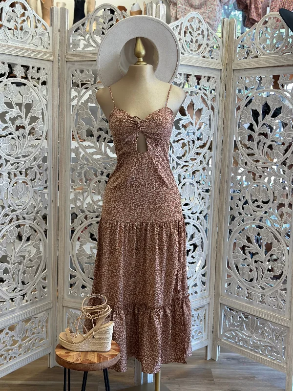 Time to Snag a Bargain!Brown Floral Maxi Dress