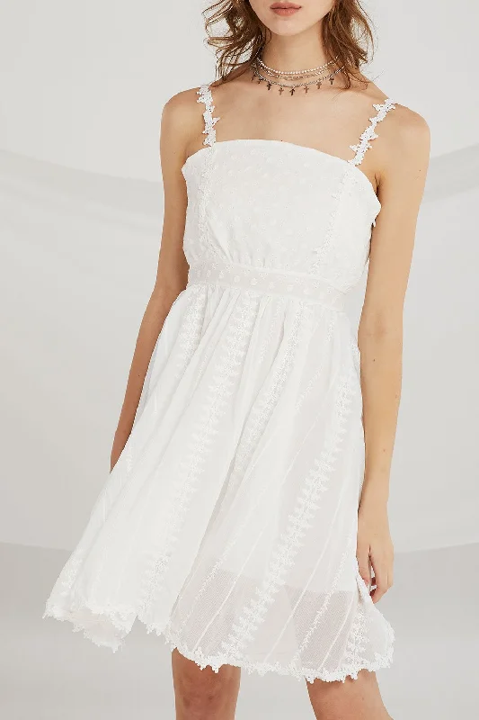 Steals and Deals Await!Daniela Angelic Lace Dress