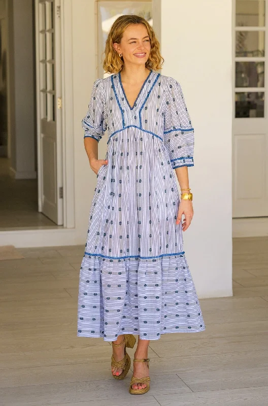Your Best Deals Are Here!Mindy Dobby Dress | White/Blue