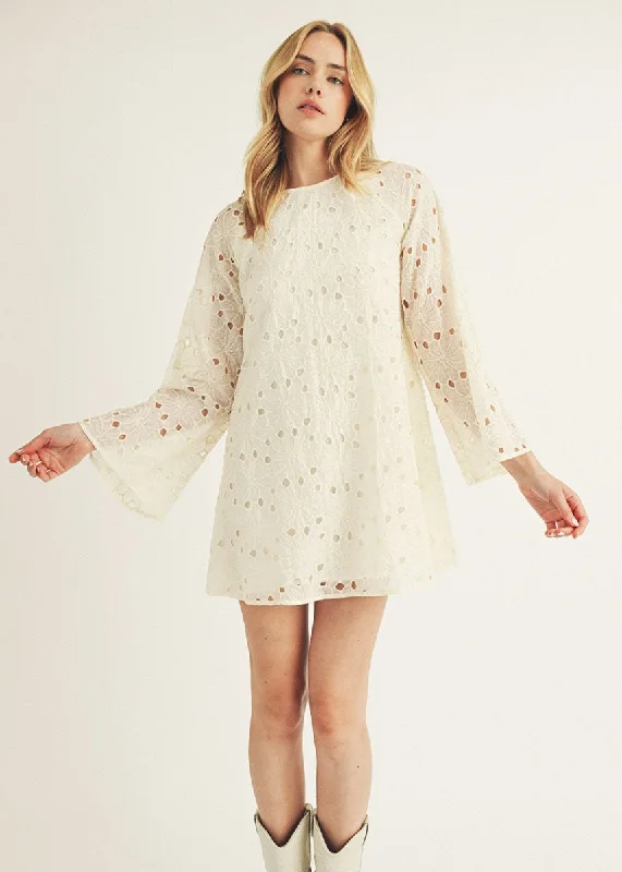 Limited Stock Available!Tilda Eyelet Shift Dress - Cream Floral