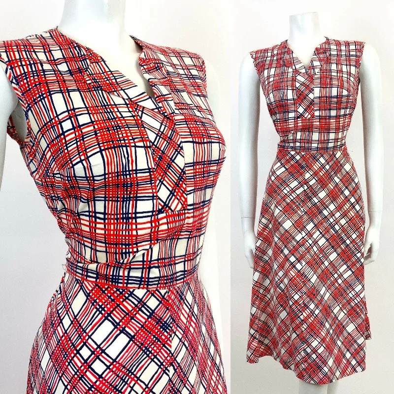 Shop the Hottest Deals!VINTAGE 60s 70s WHITE RED BLUE CHCKED PLAID MOD SLEEVELESS SHIRT DRESS 12 14 Shop the Hottest Deals!VINTAGE 60s 70s WHITE RED BLUE CHCKED PLAID MOD SLEEVELESS SHIRT DRESS 12 14