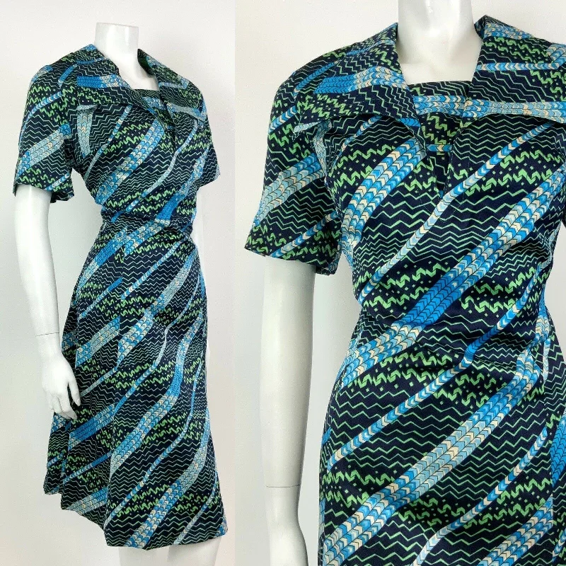 Score Big Savings Today!VTG 60s 70s BLUE GREEN WHITE STRIPED ZIG ZAG PSYCHEDELIC WING SHIRT DRESS 14 16 Score Big Savings Today!VTG 60s 70s BLUE GREEN WHITE STRIPED ZIG ZAG PSYCHEDELIC WING SHIRT DRESS 14 16