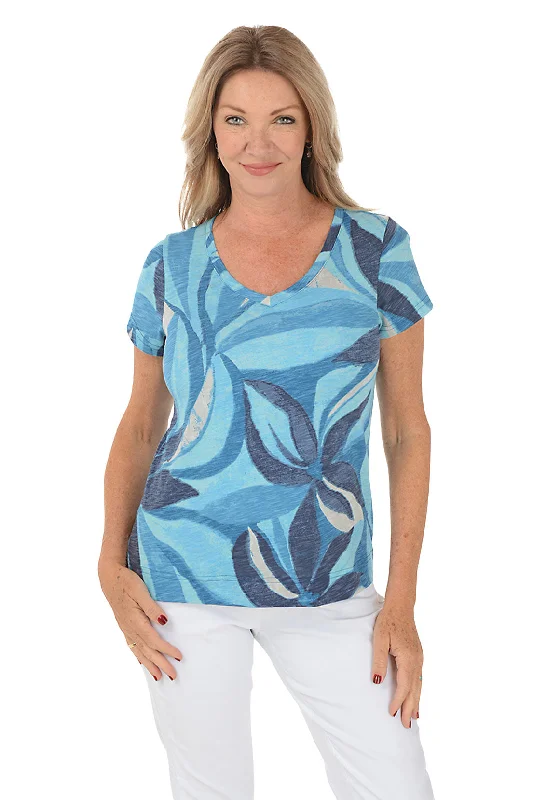 Amazing Prices You Can’t Resist!Lapis Swirling Petals V-Neck Tee