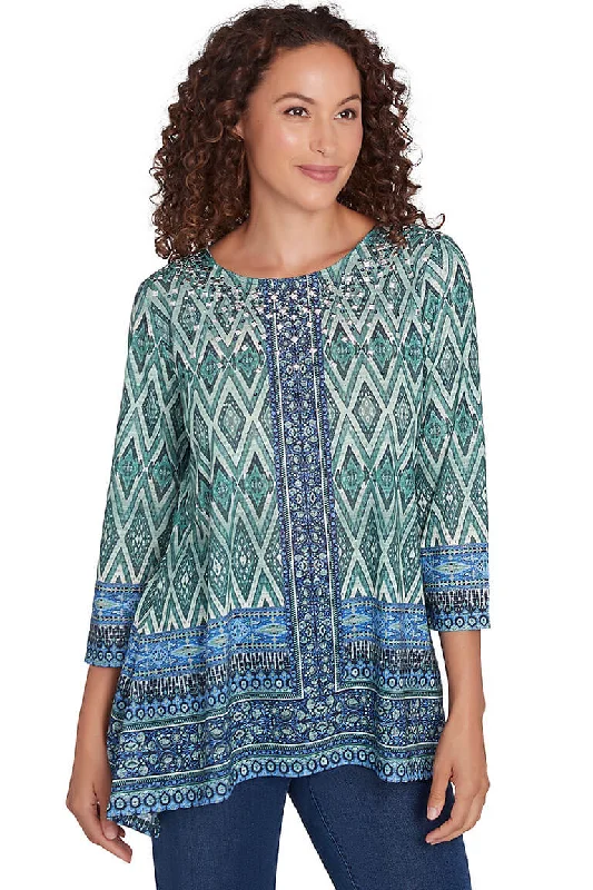 Shop More, Spend Less!Paisley Patch Diamond Shark Bite Top
