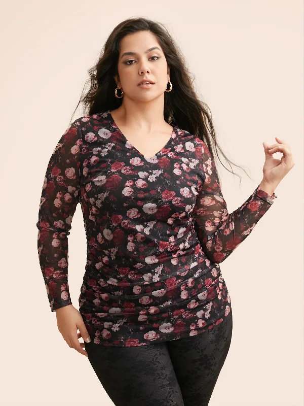 Seasonal Sale – Shop Now!Floral V Neck Gathered T-shirt